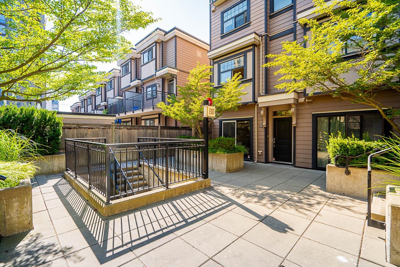 Additional image 2 of 109-828 Royal Avenue, New Westminster, BC, V3M 1J9