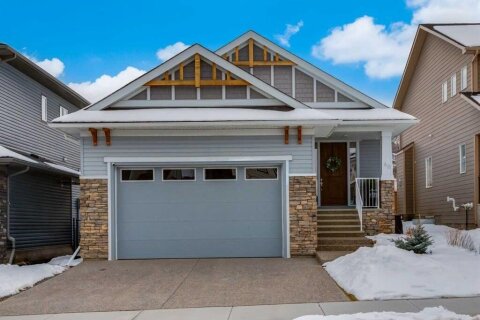 Additional image 7 of 60 Crestbrook View SW, Calgary, AB, T3L 6G7