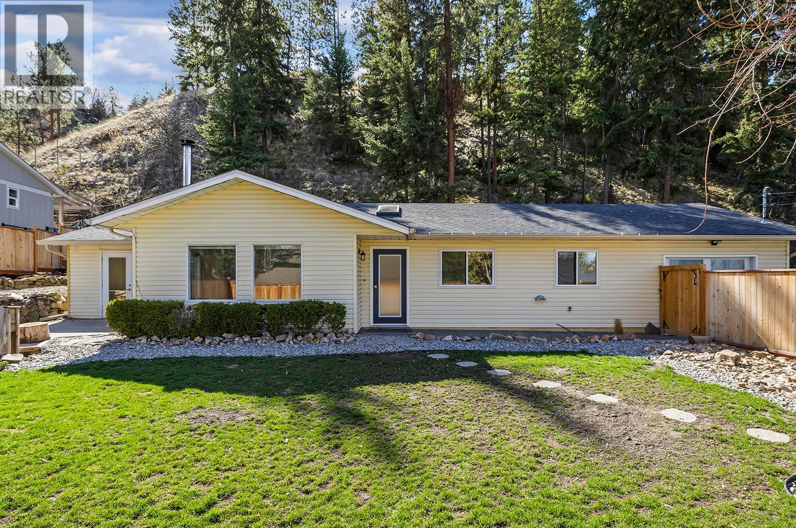 4700 Gordon Drive, Kelowna, BC, V1W4P4