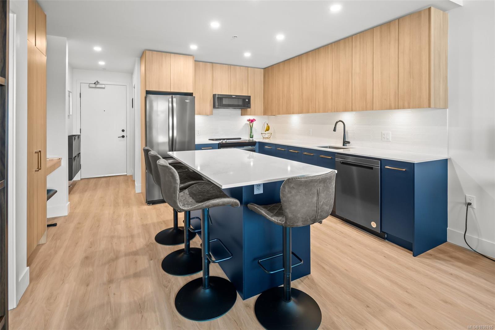 530-920 Reunion Avenue, Langford, BC, V9B 3Y7
