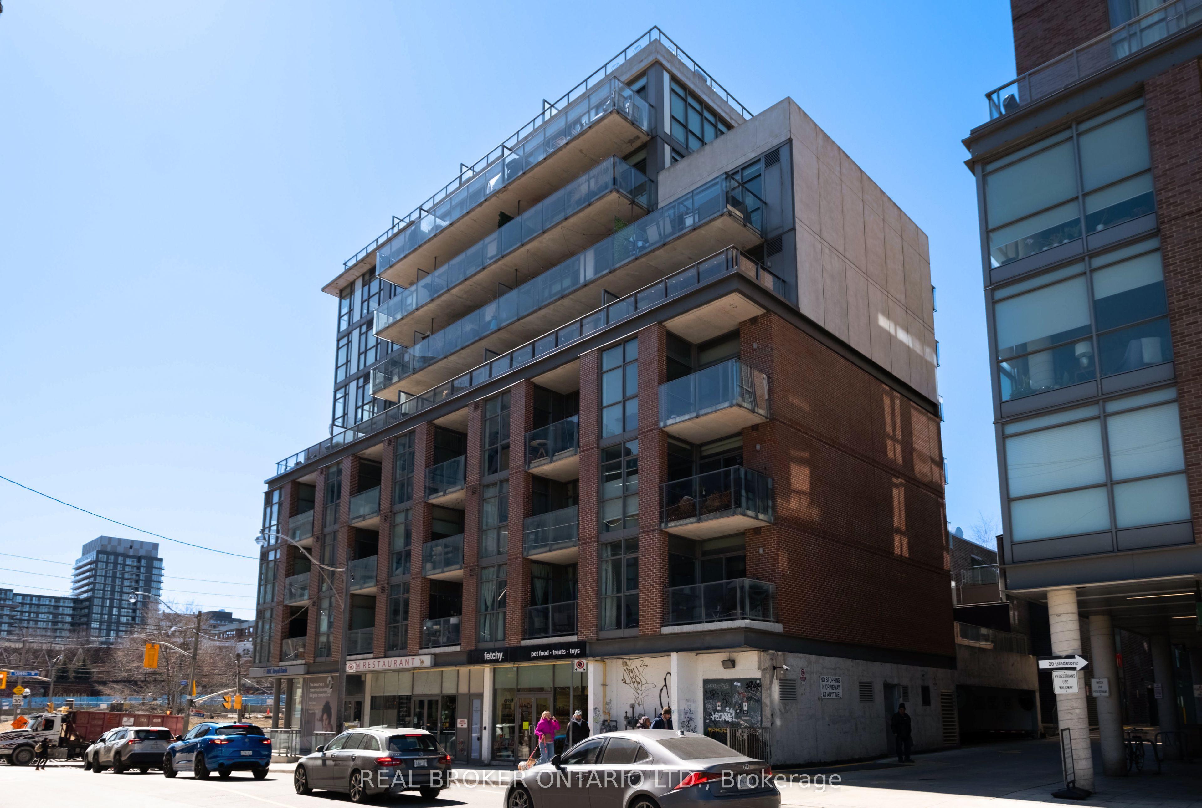 203-2 Gladstone Avenue, Toronto, ON, M6J 0B2