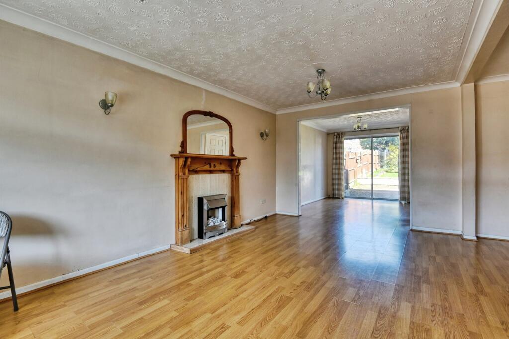 Delamere Close, Birmingham photo 5