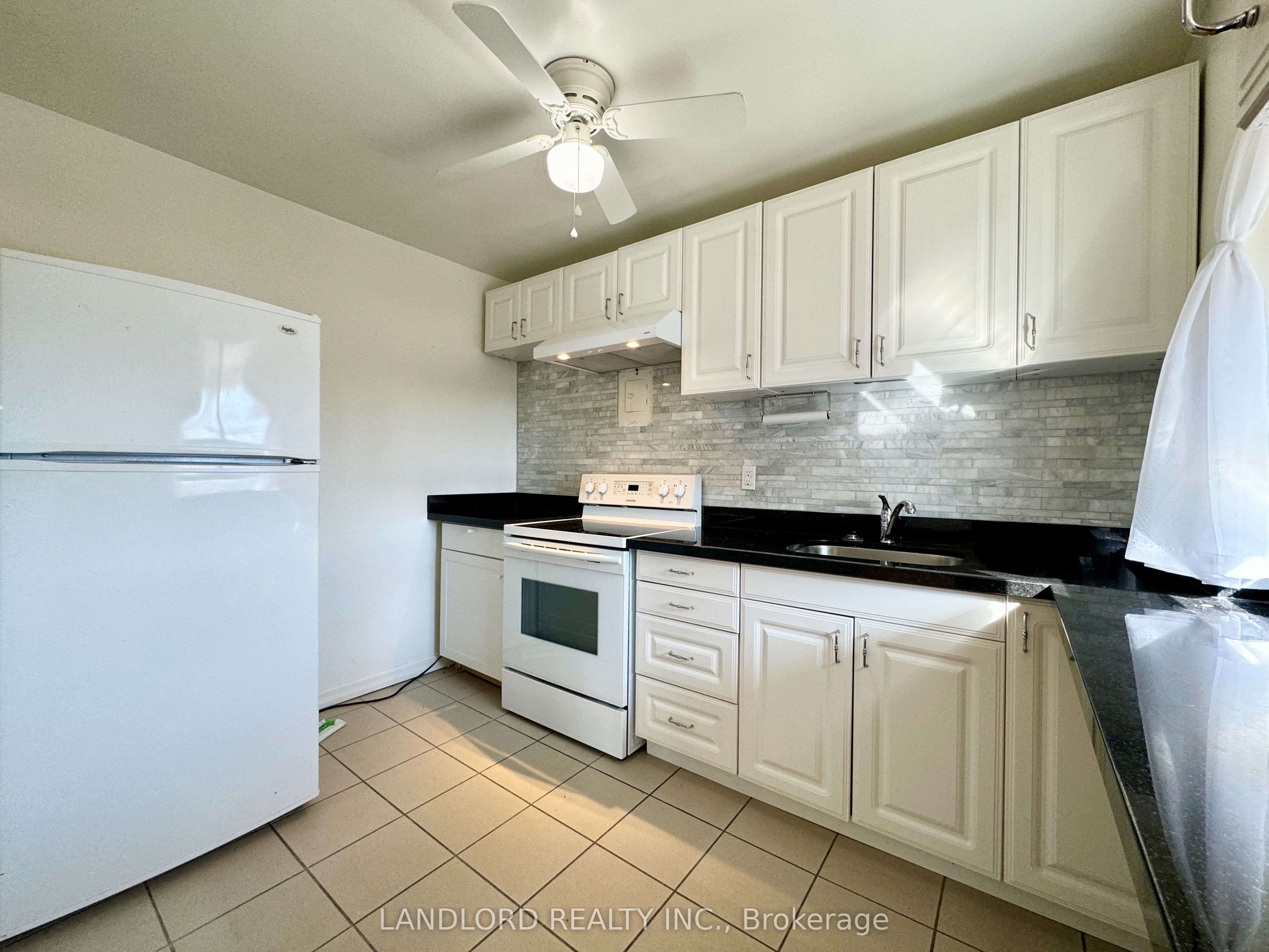 5-2696 Lake Shore Boulevard W, Toronto, ON, M8V 1G8