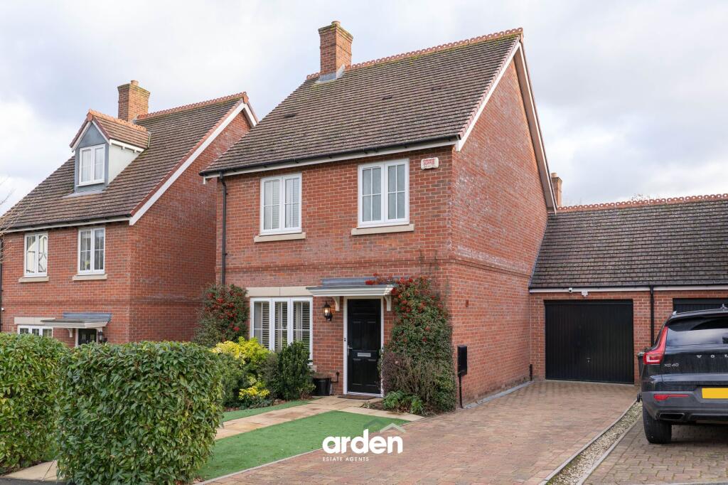 Butterwick Close, Barnt Green, B45