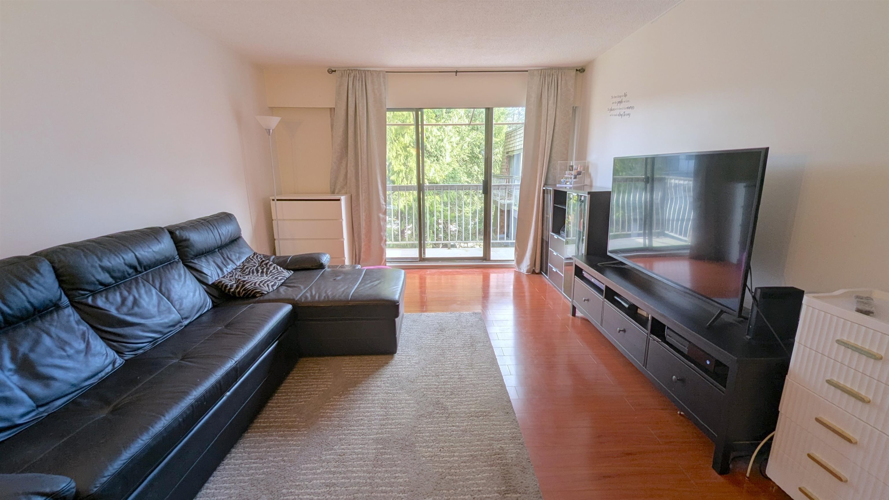 Additional image 3 of 308-7428 19th Avenue, Burnaby, BC, V3N 1E1