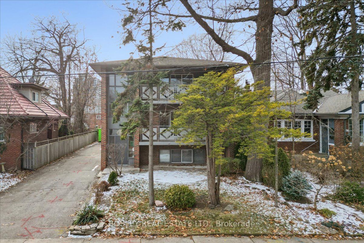 Additional image 3 of 24 Oakwood Avenue N, Mississauga, ON, L5G 3L7