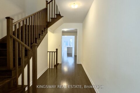 Additional image 8 of 16 Blick Crescent, Aurora, ON, L4G 4A7