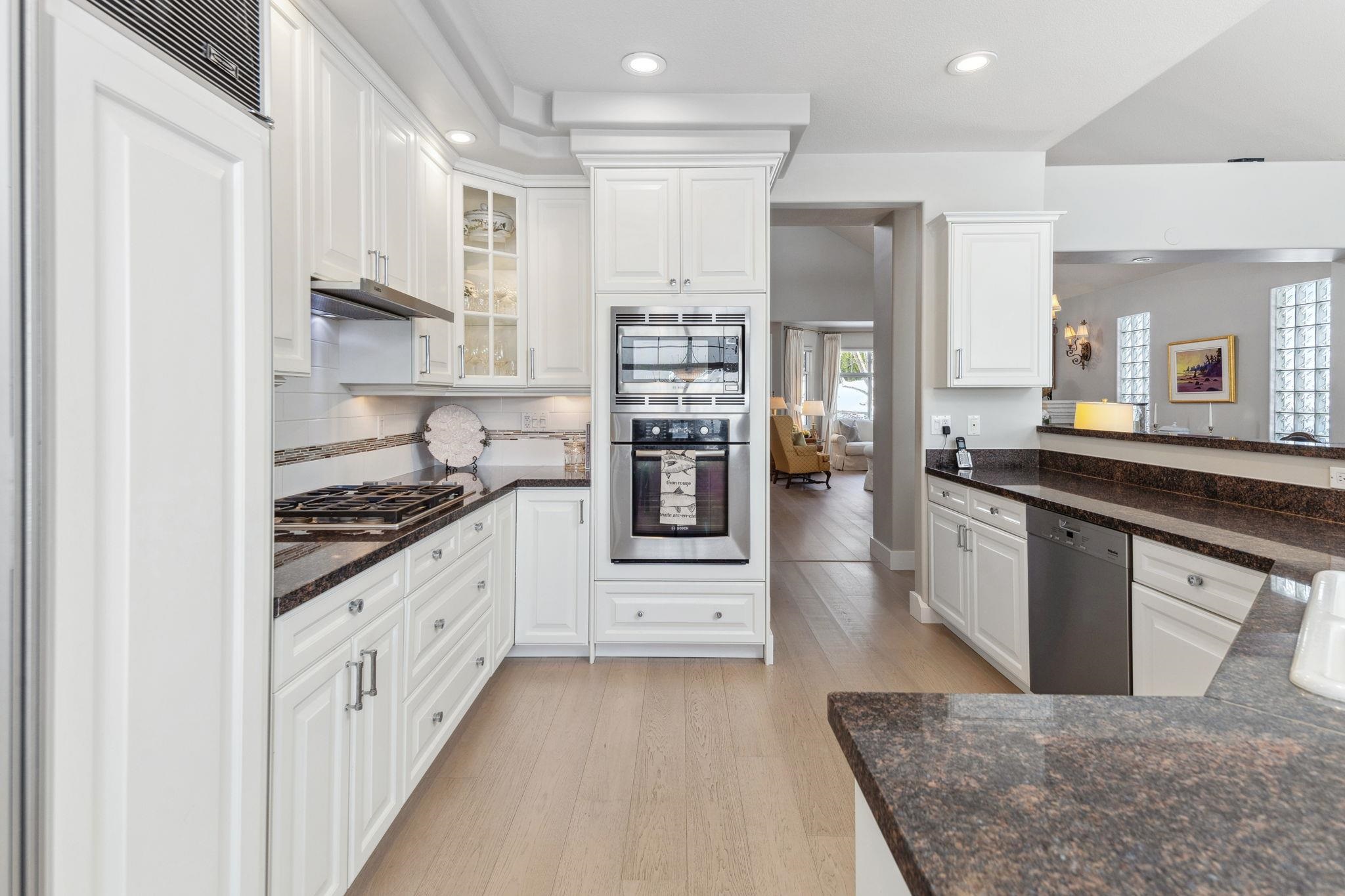 Additional image 4 of 1-5110 Alderfeild Place, West Vancouver, BC, V7W 2W7