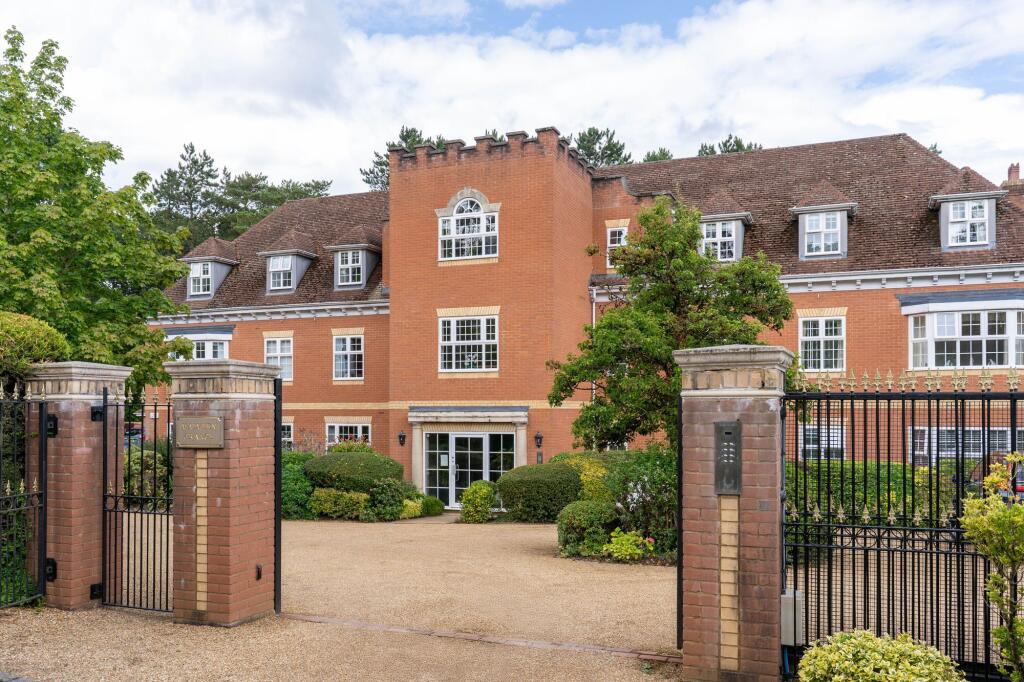 Malvern Grange, Greenhurst Drive, Barnt Green, B45 8GH