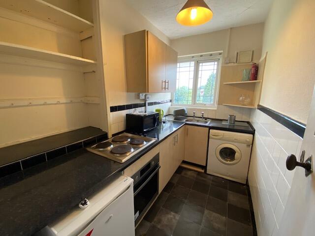 Additional image 3 of Flat 17 Weoley Court, 201 Gibbins Rd, West Midlands, B29