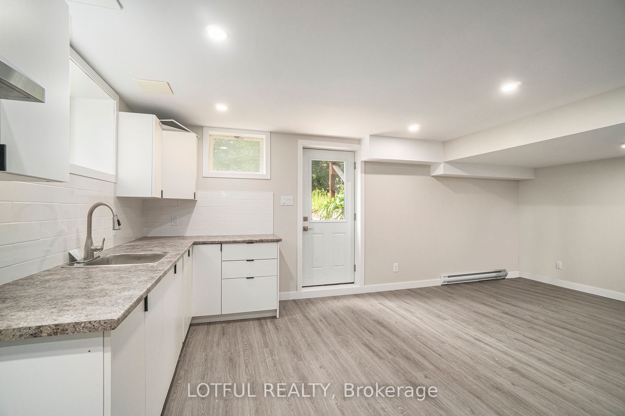 Additional image 6 of C-2647 Priscilla Street, Ottawa, ON, K2B 7C8