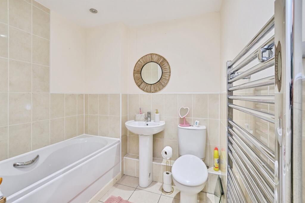 Additional image 11 of Horseshoe Crescent, Birmingham