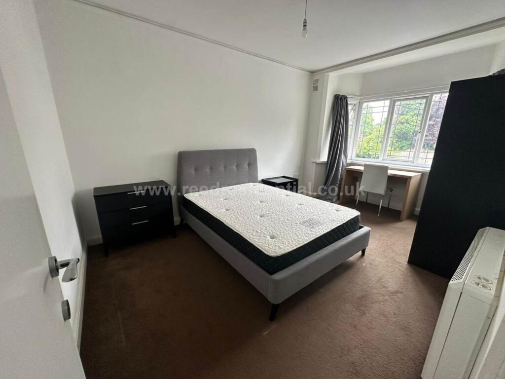 Additional image 5 of Flat 4 Weoley Court, 201 Gibbins Rd, West Midlands, B29