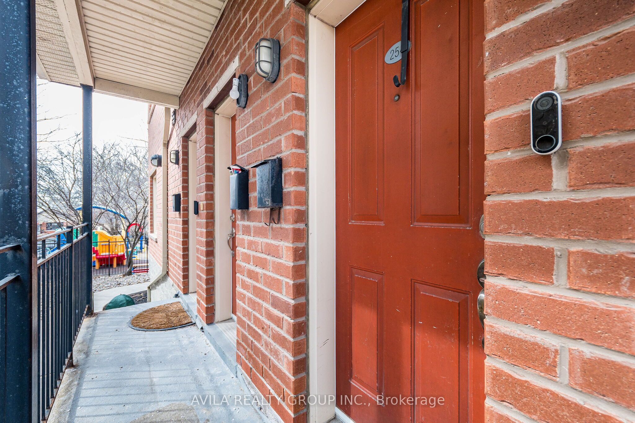 Additional image 2 of 254-1496 Victoria Park Avenue, Toronto, ON, M4A 2M6
