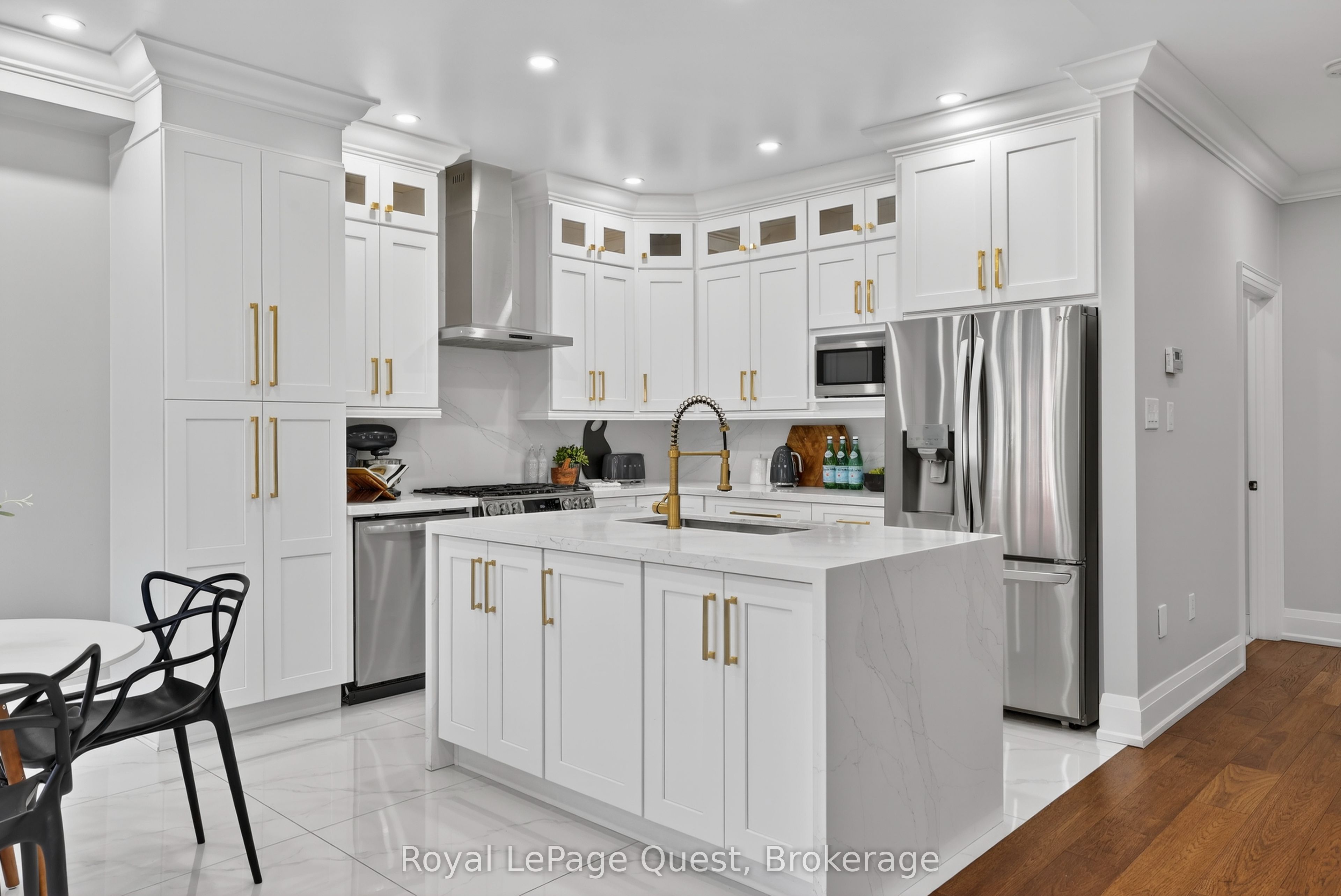Additional image 6 of 153 Woodbury Crescent, Newmarket, ON, L3X 2S5