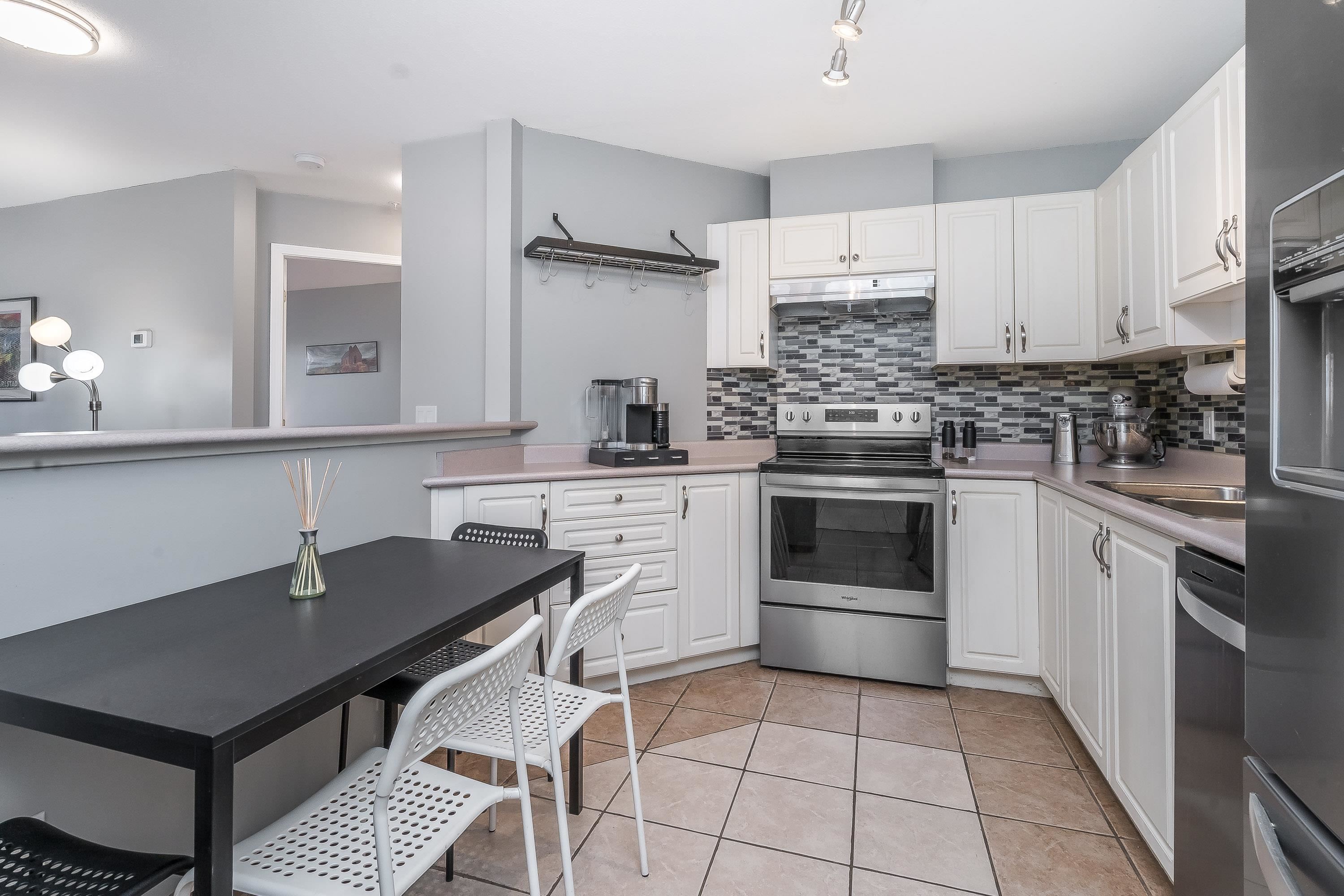 Additional image 4 of 207-33738 King Road, Abbotsford, BC, V2S 8J5