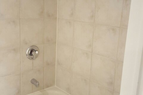 Additional image 7 of Unit Lower 1-27 Hillsboro Avenue, Toronto, ON, M5R 1S6