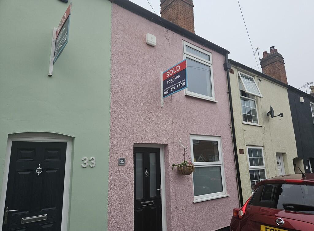 35 Ivy Road