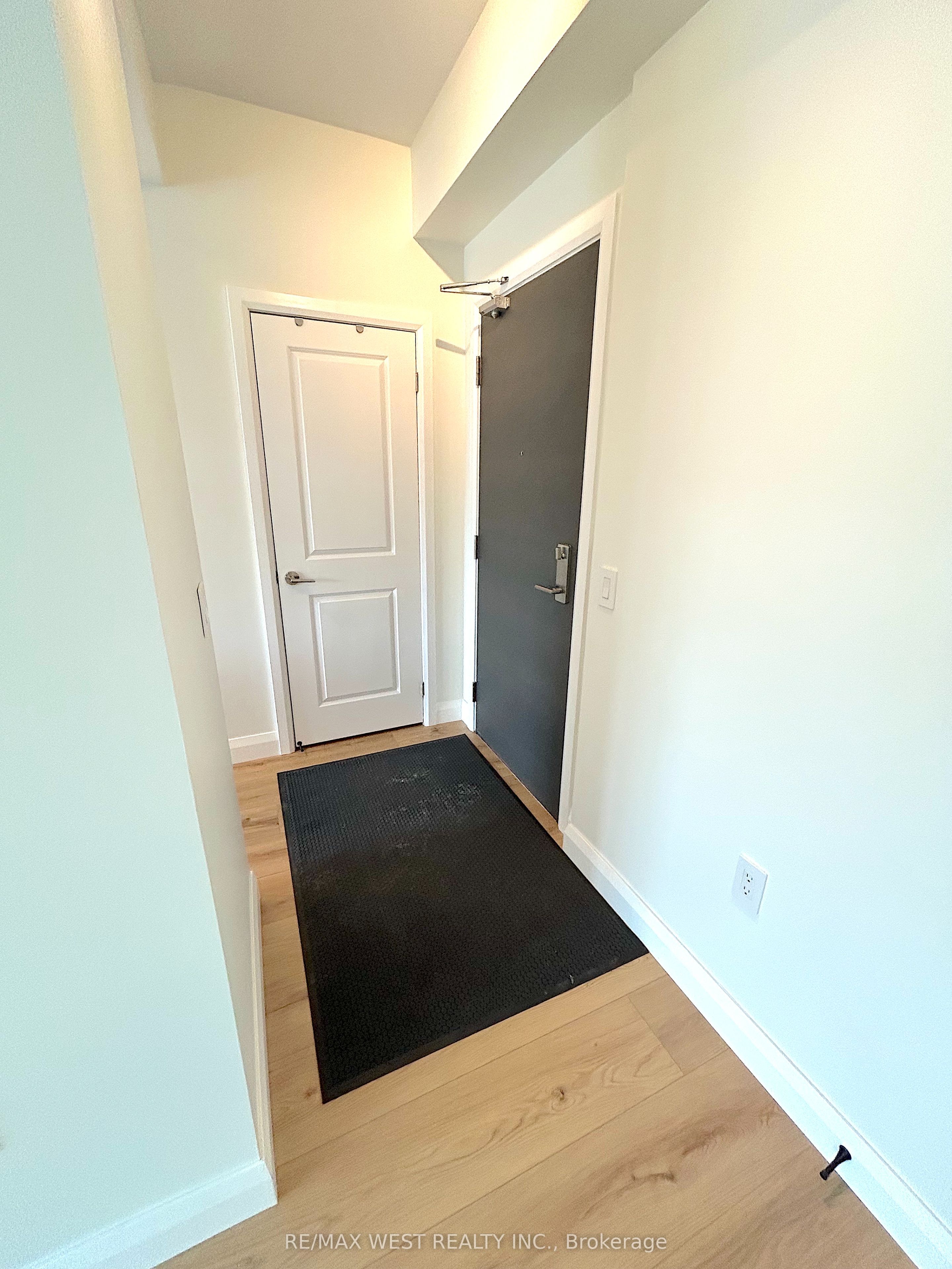 Additional image 3 of 309-2375 Bronte Road, Oakville, ON, L6M 1P5