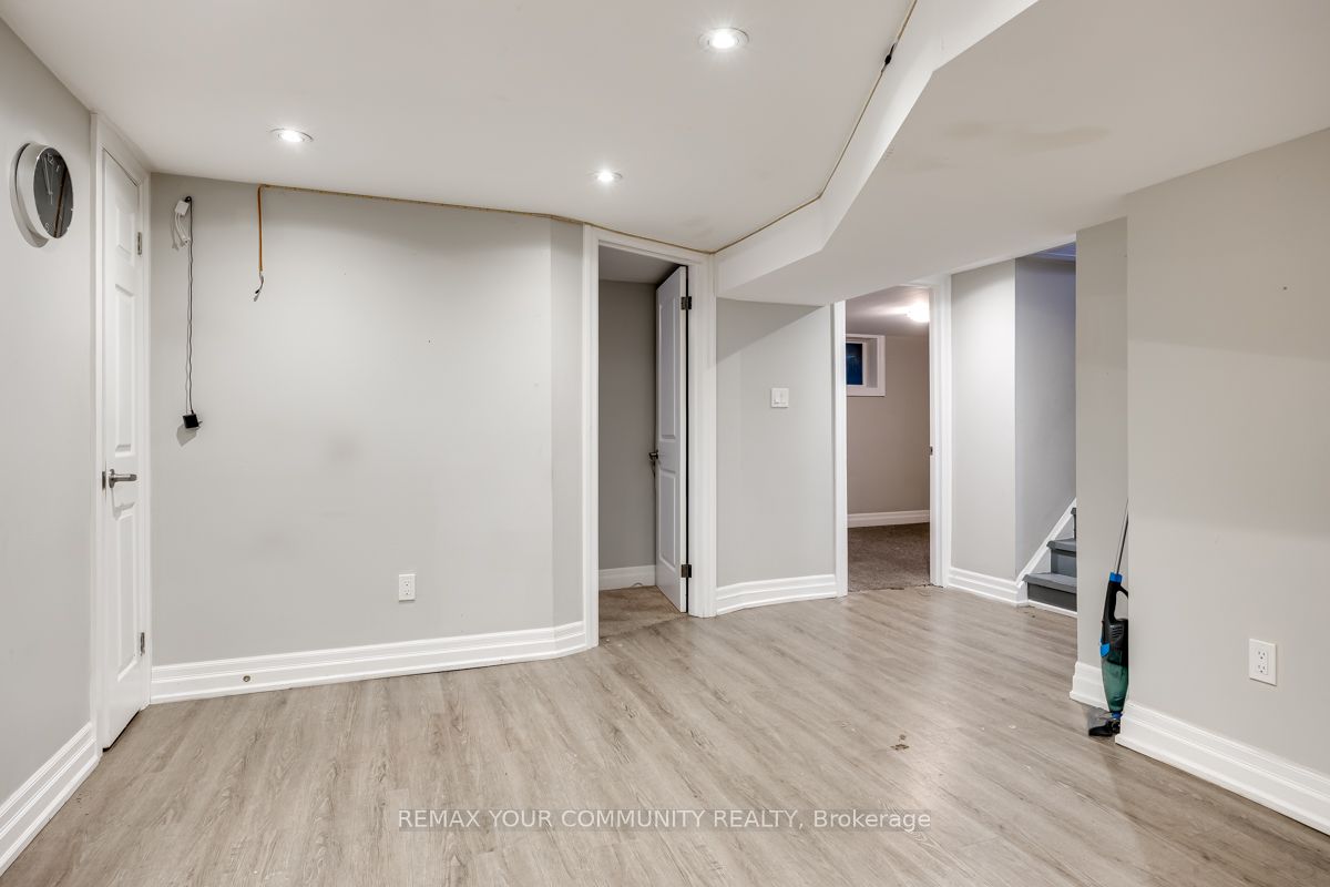 Additional image 4 of LOWER LEVEL-240 Markham Road, Toronto, ON, M1J 3C2