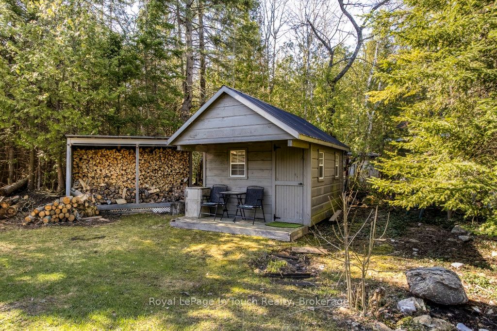 31 Earldom Boulevard, Tay, ON, L0K 1R0 photo 5