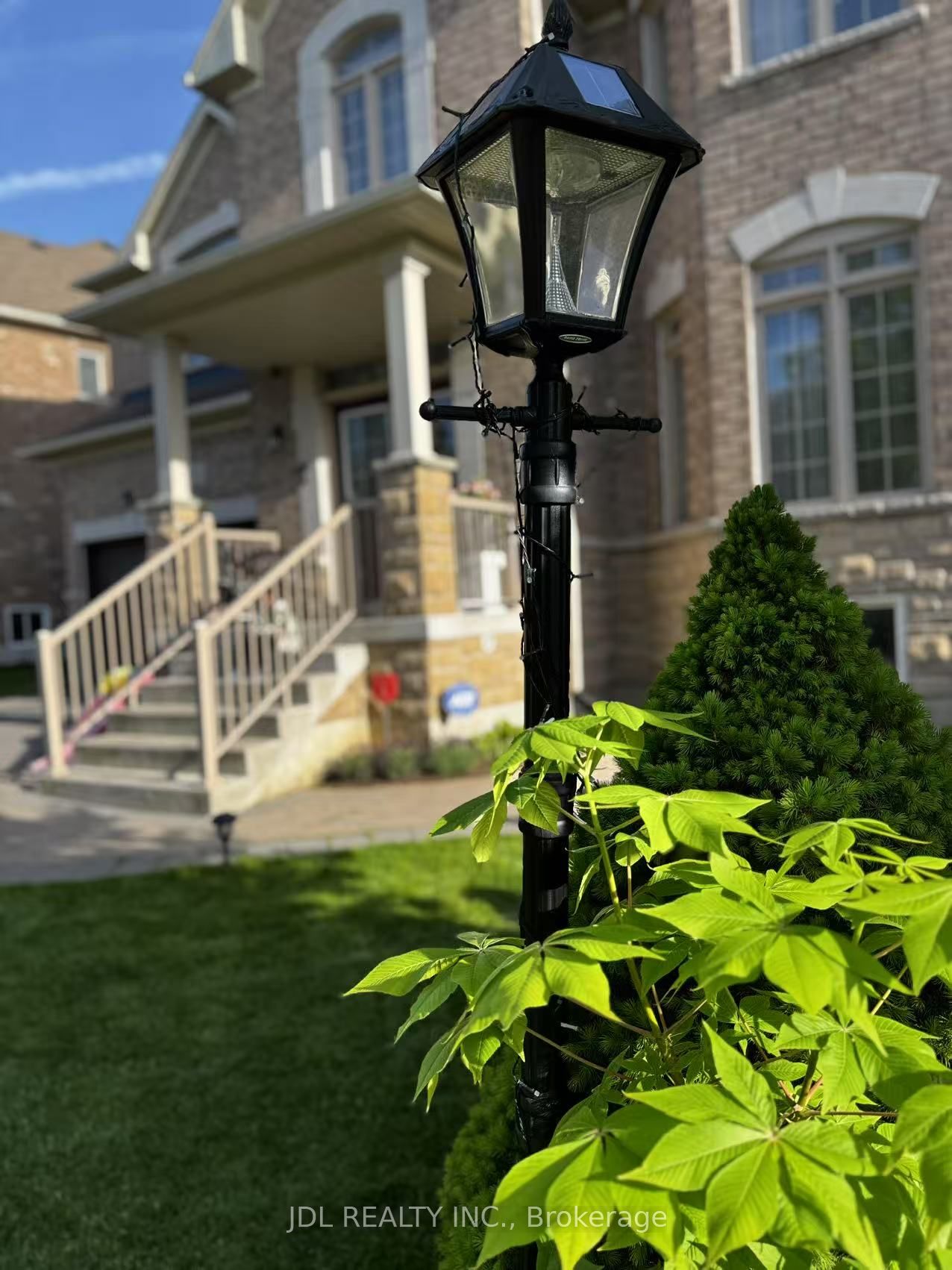 Second Floor-936 Goring Circle, Newmarket, ON, L3X 0B6