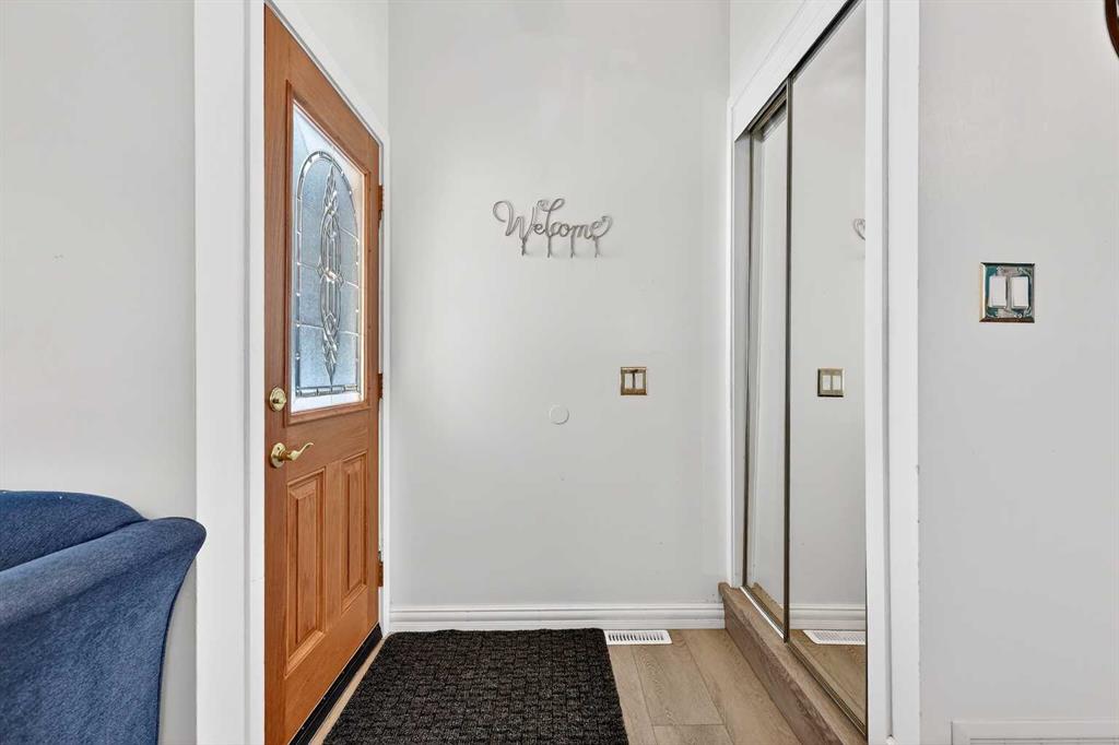 Additional image 4 of 236 Mckerrell Way SE, Calgary, AB, T2Z 1N8