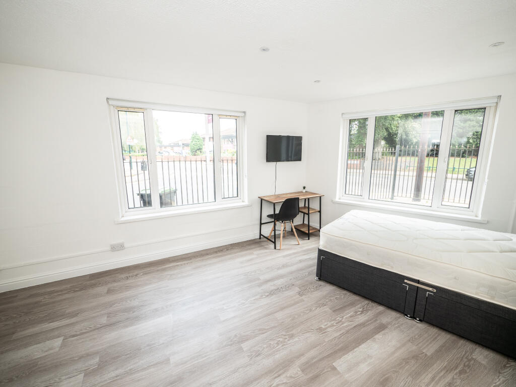 Additional image 3 of Raddlebarn Court, Selly Oak, West Midlands, B29