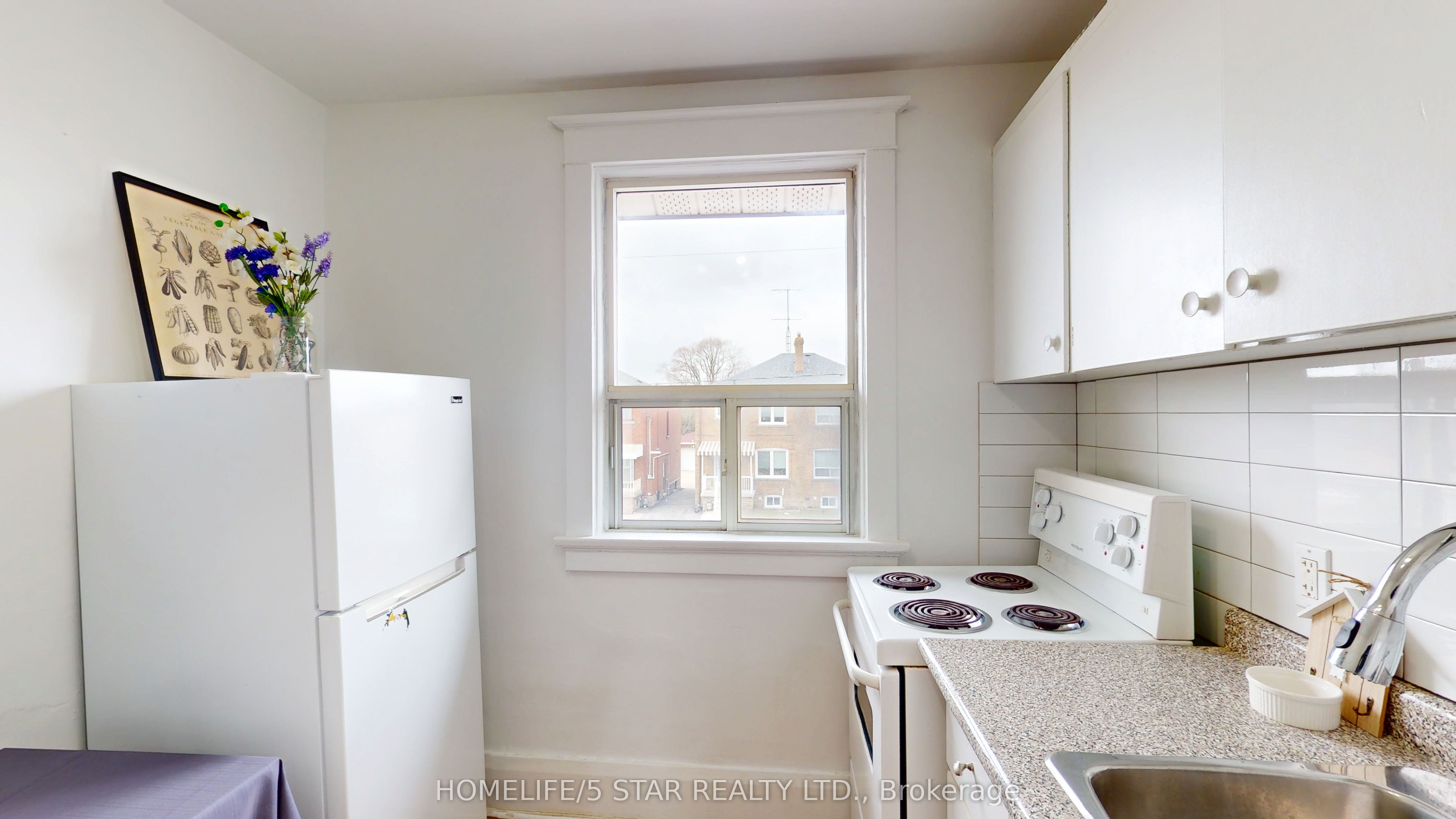 Additional image 4 of Upper-275 Oakwood Avenue, Toronto, ON, M6E 2V3
