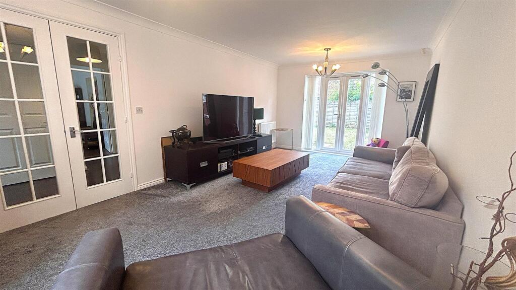 Additional image 4 of Yarningale Close, Birmingham