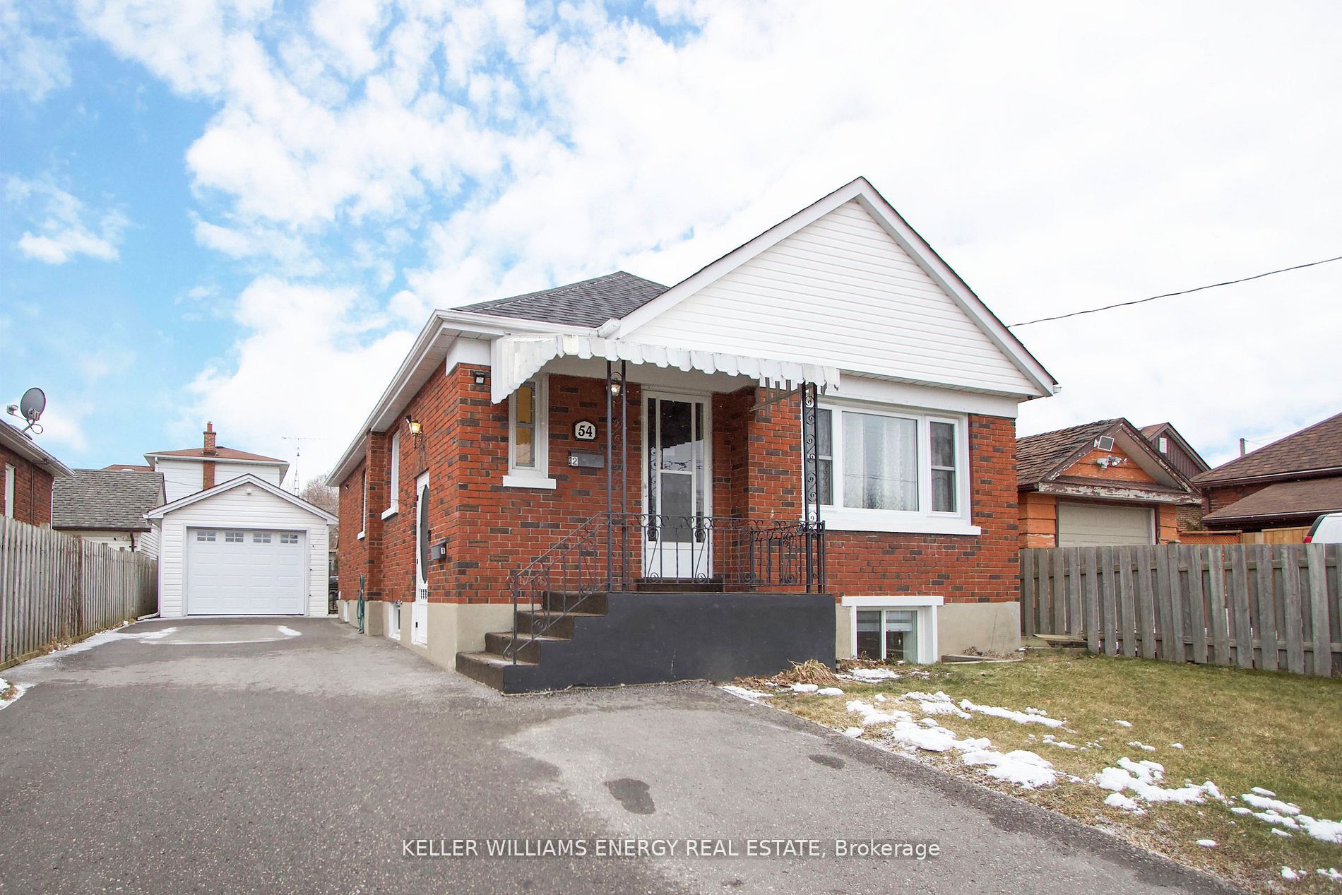Bsmt-54 Chadburn Street, Oshawa, ON, L1H 5T8