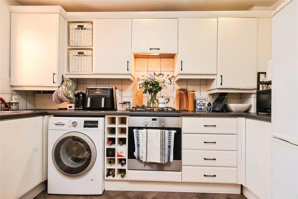 Additional image 4 of Sandringham Court, Walsall Road, Great Barr, Birmingham, B42