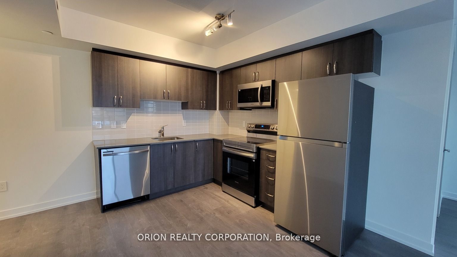 Additional image 2 of 410-556 Marlee Avenue, Toronto, ON, M6B 0B1
