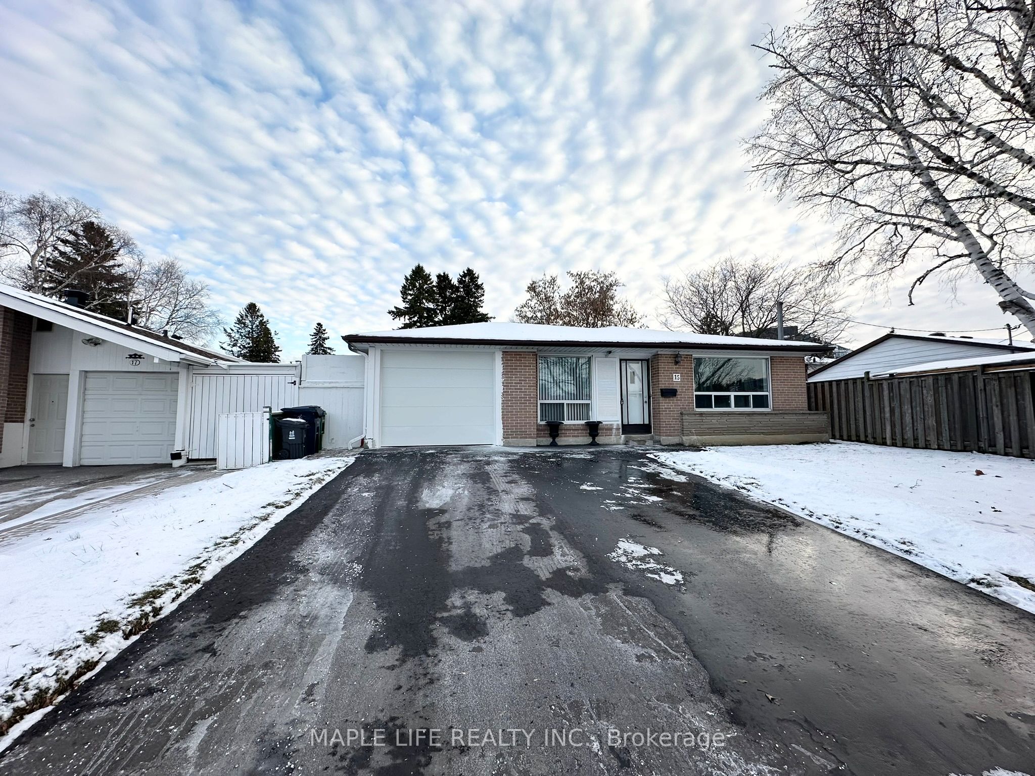 15 Nymark Avenue, Toronto, ON, M2J 2G8