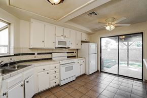 1138 E Avenue R7, PALMDALE, CA, 93550 photo 4