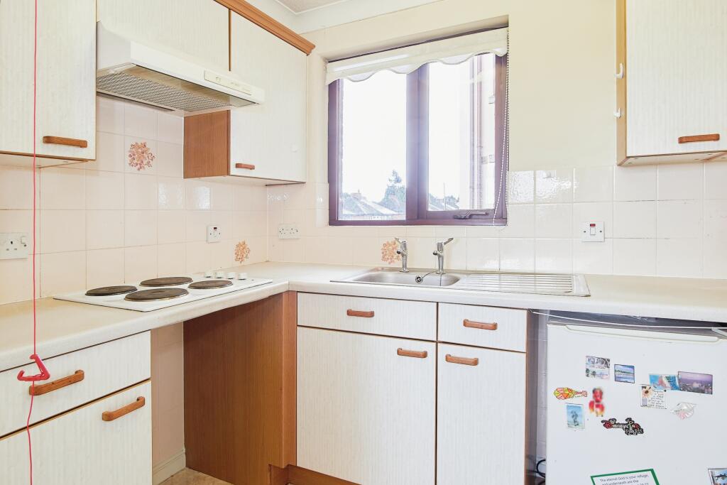 Beeches Court, Rednal