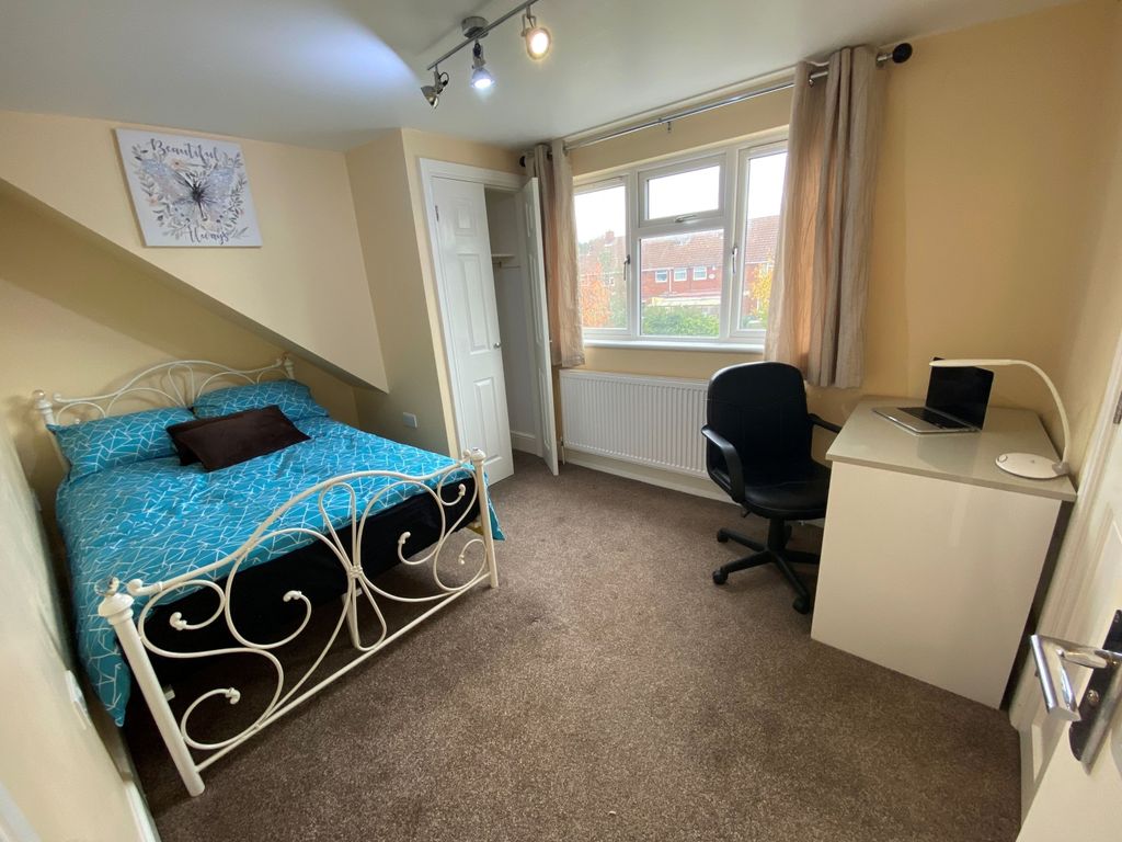 Additional image 13 of 6 bed terraced house to rentTorrington Avenue, Tile Hill, Coventry CV4