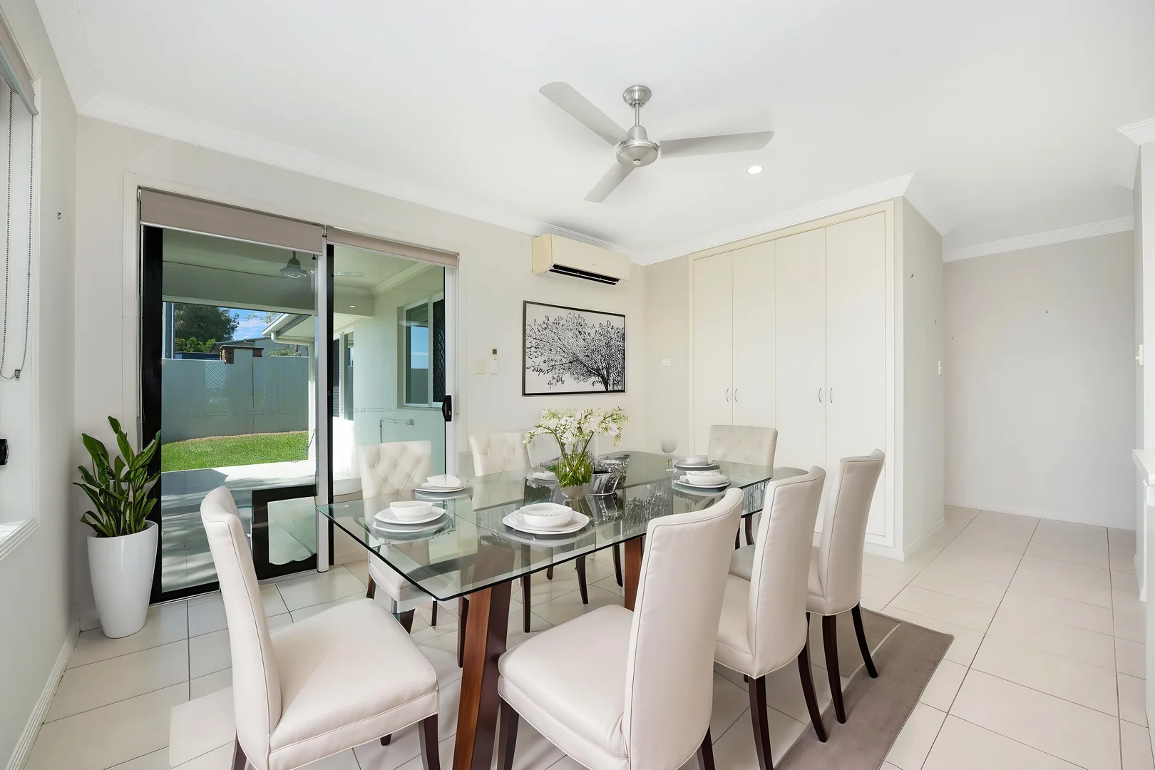 95 Monolith Cct, Cosgrove QLD 4818 photo 4