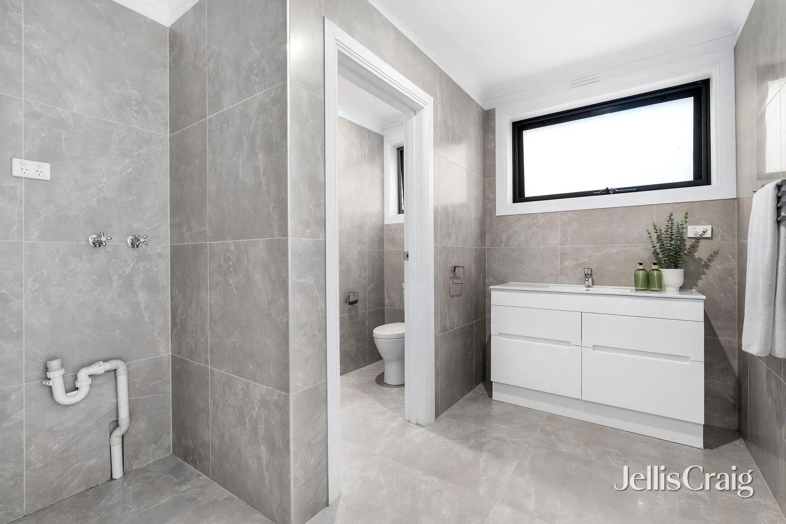 Additional image 13 of 28 Toirram Road, Mount Waverley VIC 3149