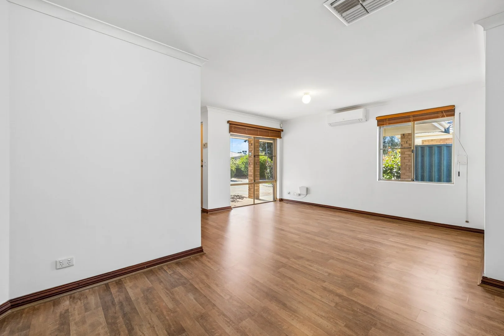 Additional image 4 of 4/116 Centre St, Queens Park WA 6107
