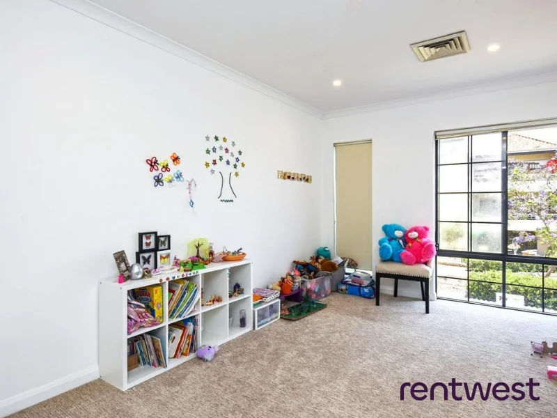 Additional image 17 of 8 Haig Park Circle, East Perth WA 6004