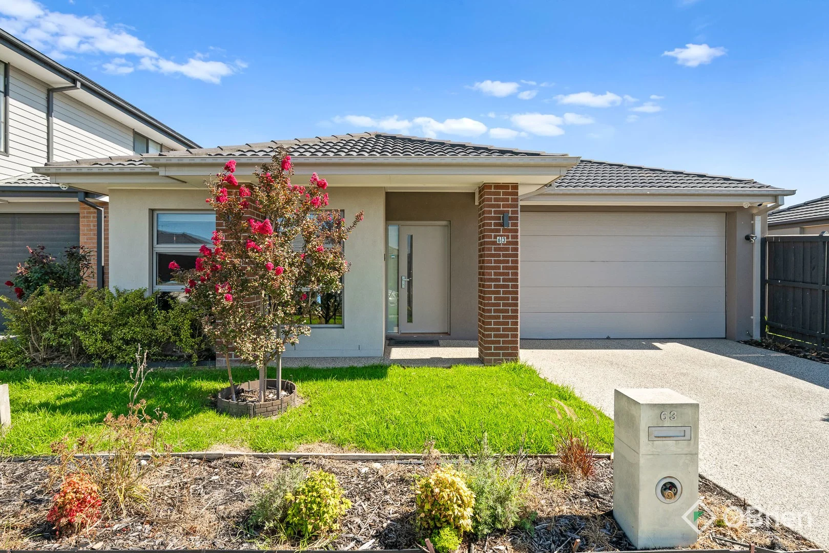 63 Scotland Circuit, Cranbourne West VIC 3977