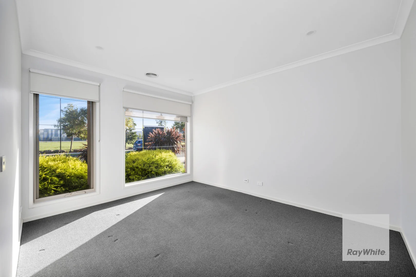 Additional image 2 of 15 Azadi Crescent, Strathtulloh VIC 3338