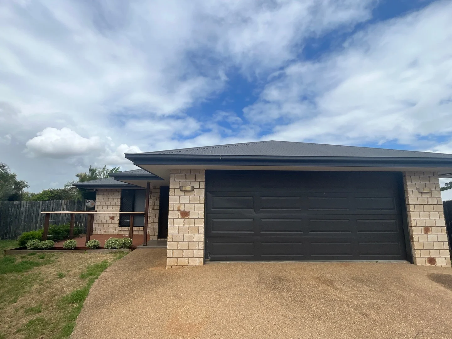 8 Tasman Court, Gracemere QLD 4702