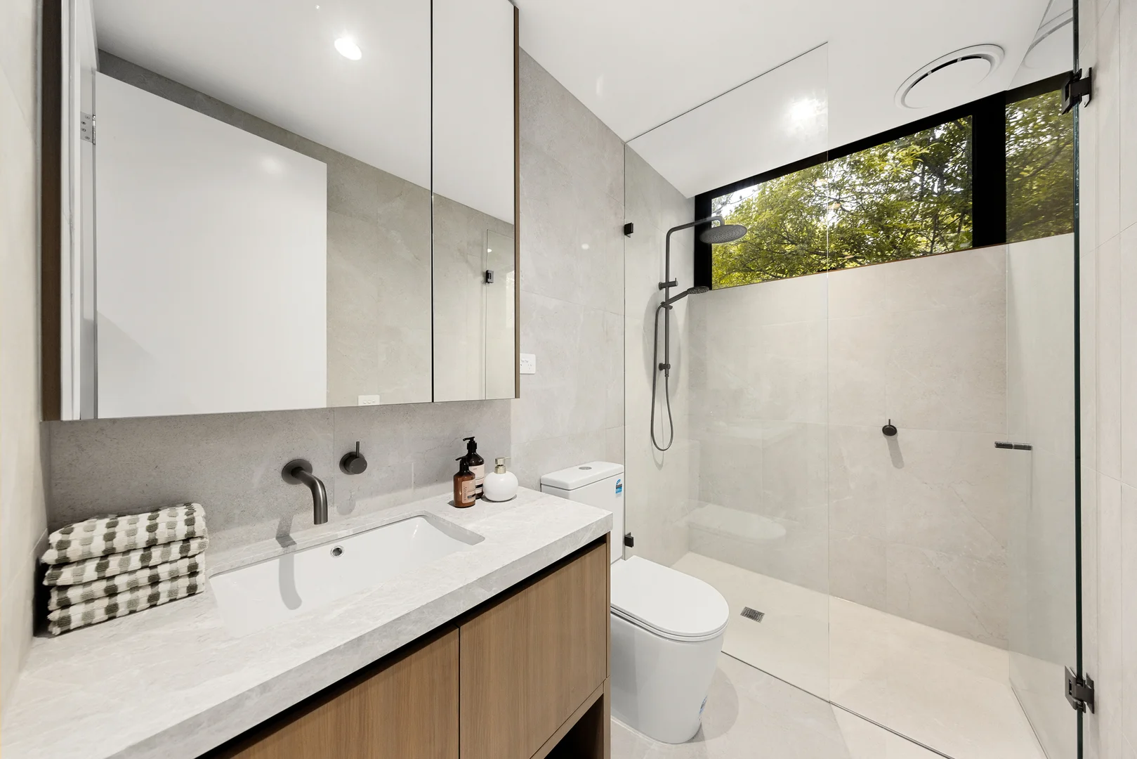 Additional image 10 of 3/39 Yeneda Street, Balwyn North VIC 3104