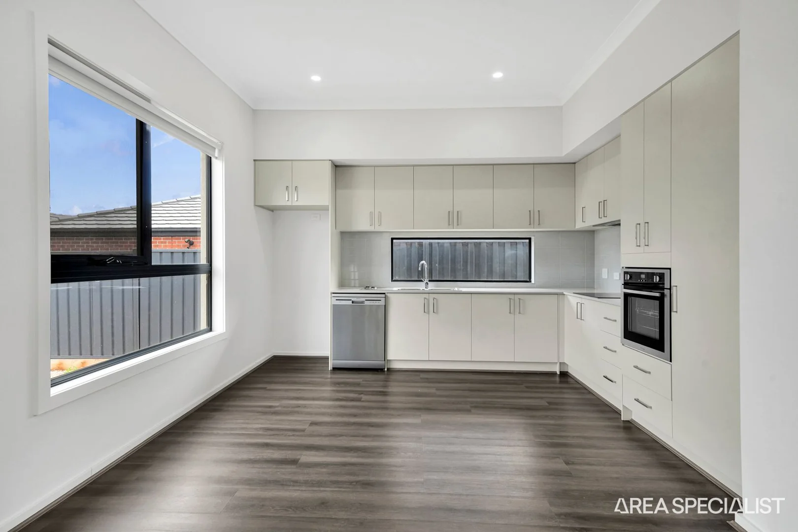 Additional image 9 of 45 Riversdale Boulevard, Weir Views VIC 3338