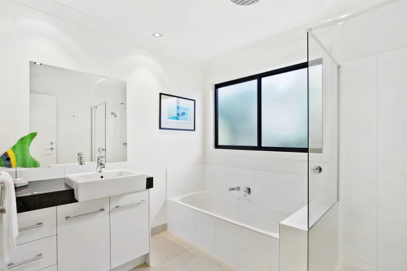 Additional image 9 of 3/26 Hopetoun Terrace, Lorne VIC 3232