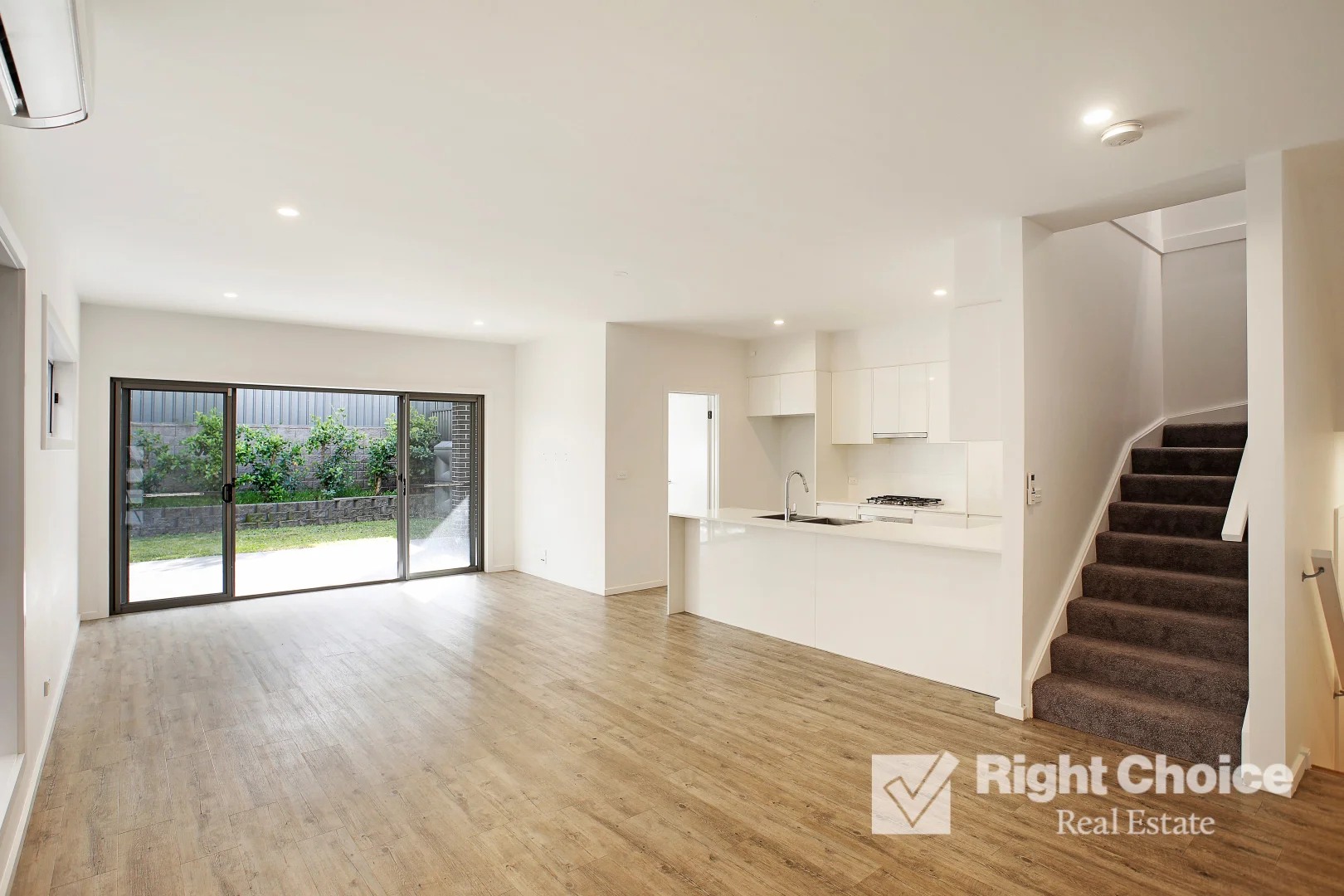 19 St Ives Road, Flinders NSW 2529 photo 2