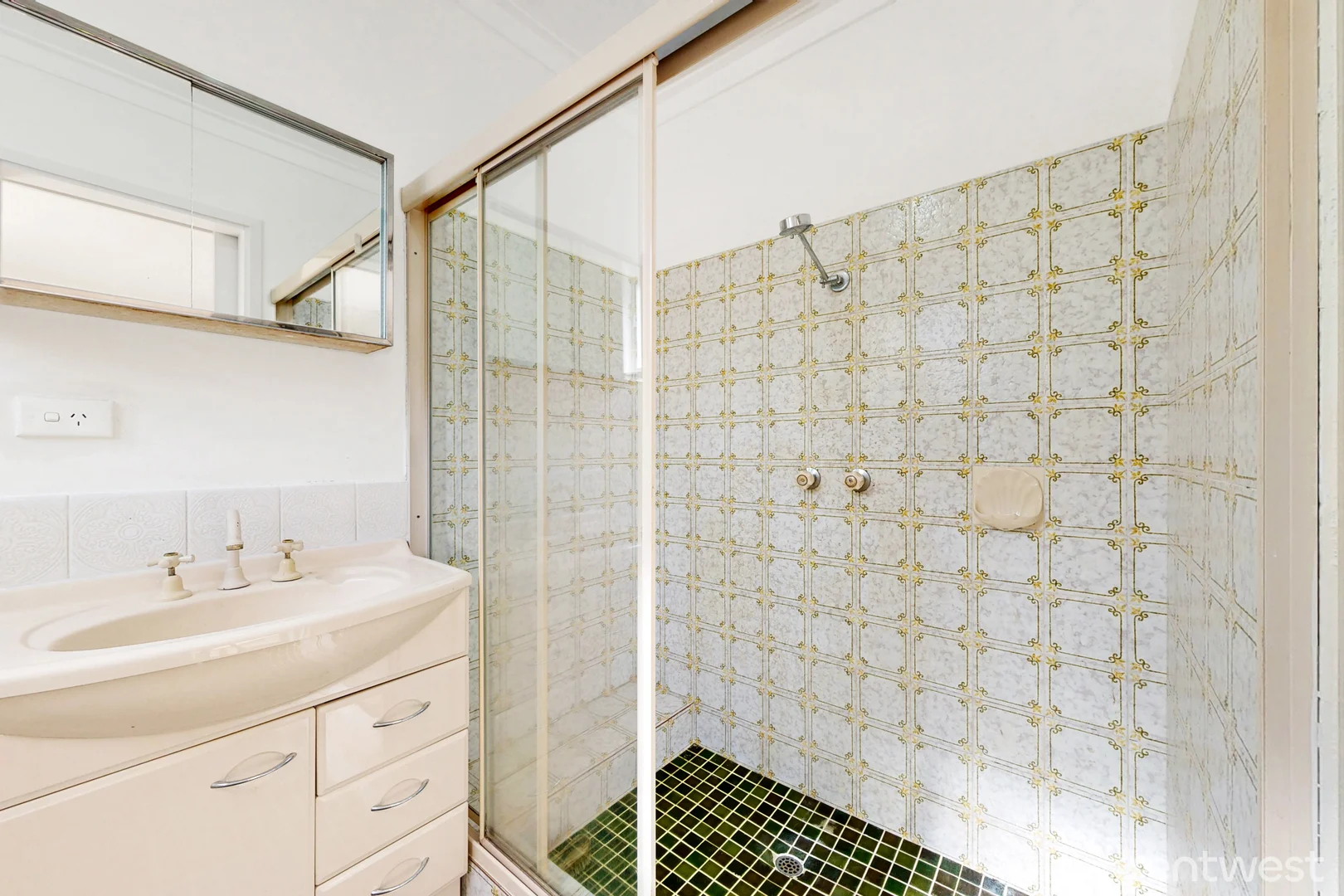 Additional image 10 of 69 Dean Rd, Bateman WA 6150