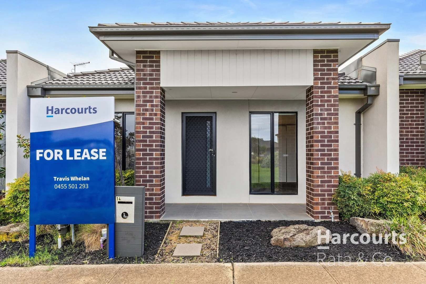 14 Lefroy Walk, Wollert VIC 3750